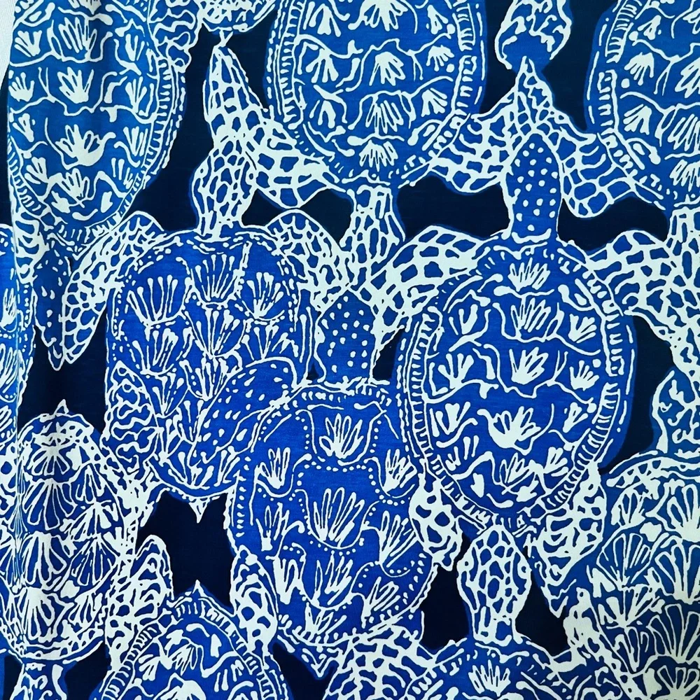 Lilly Pulitzer Preston in Deep Indigo Turtle, Navy, White 3/4 Tie Sleeves size M - Picture 9 of 9